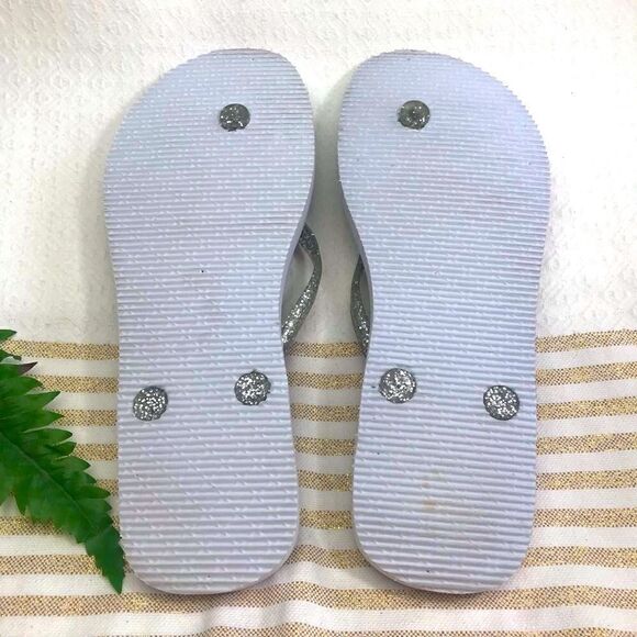 LA Ink Rose and Bird Flip Flops - Picture 8 of 11